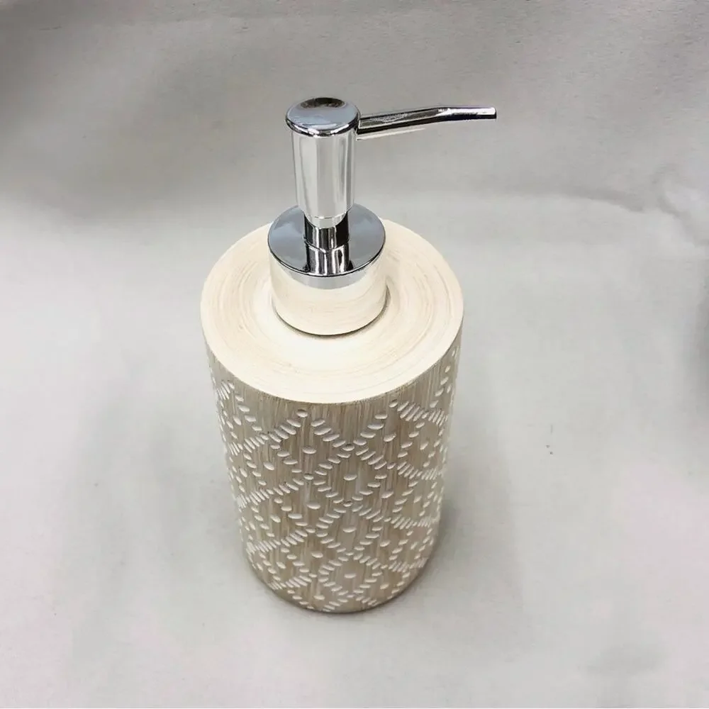 NWOT AMG Global Bathroom Accessories Soap Dispenser Mosaic Basket Weave Designn